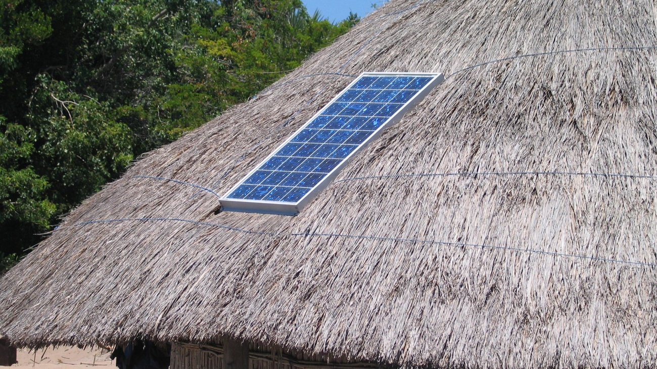 solar-panel-241903_1920(2)